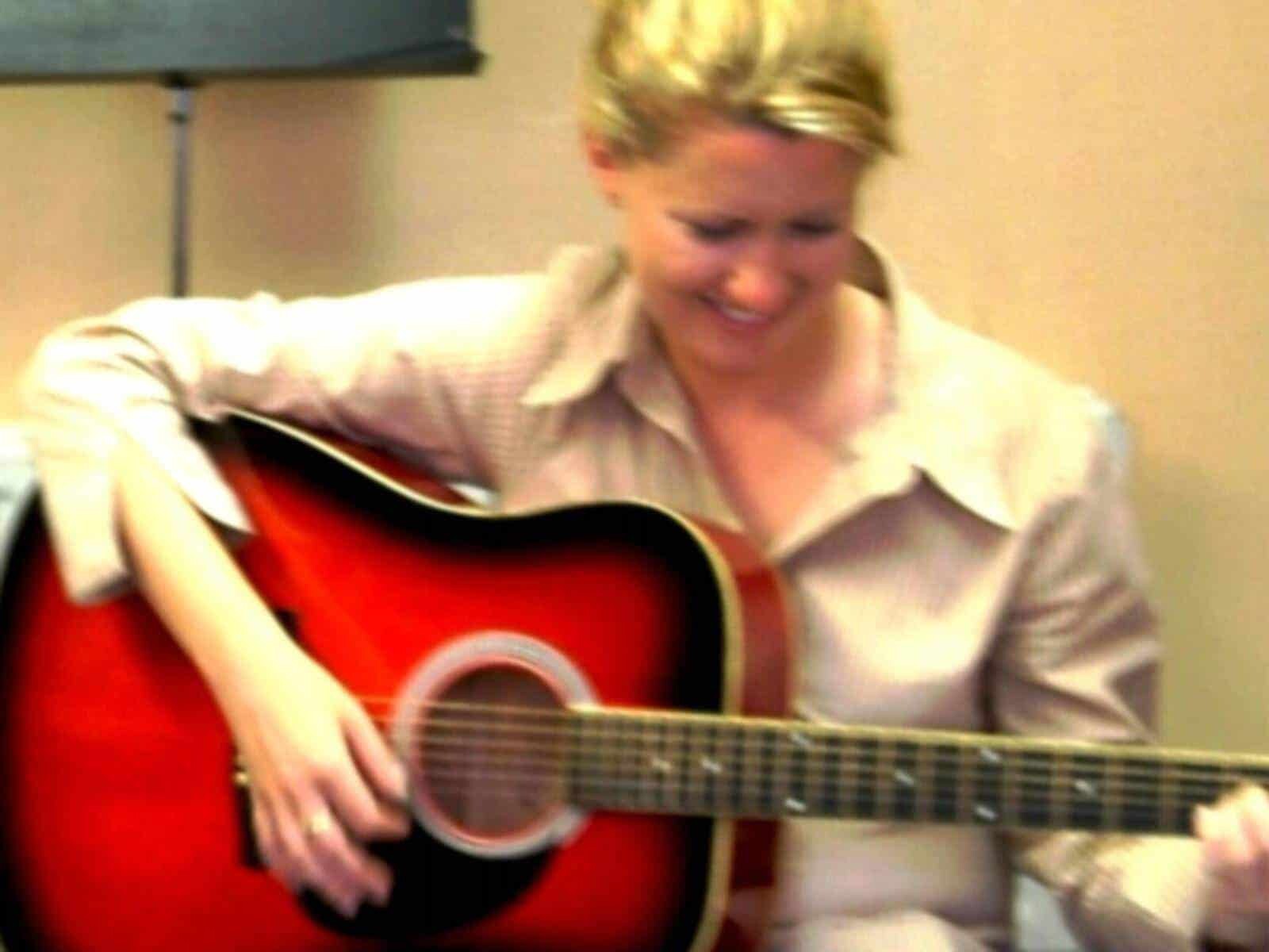 Beginners Guitar for Adults Course • Waltons New School of Music