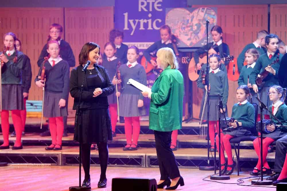 Gaelscoil Aonach Urmhumhan